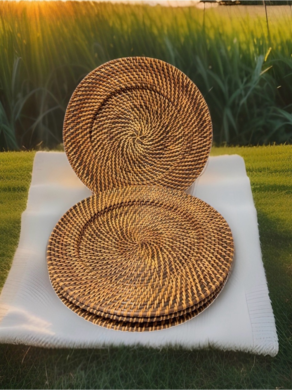 Set of 4 Round Woven Rattan Charger Plates 13" Brown Boho Table Mats MCM - Picture 15 of 15